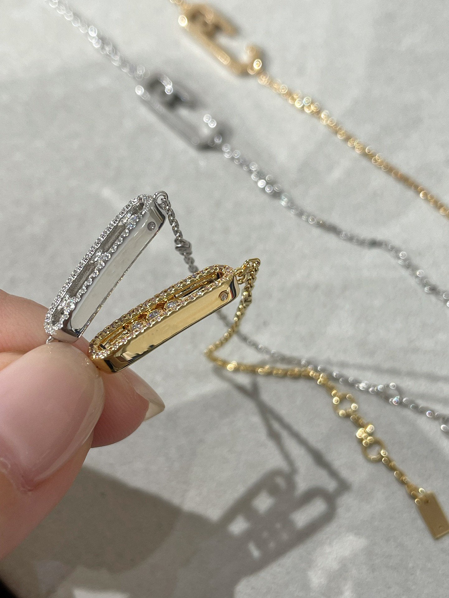 [Aura ] BABY MOVE DIAMOND BRACELET