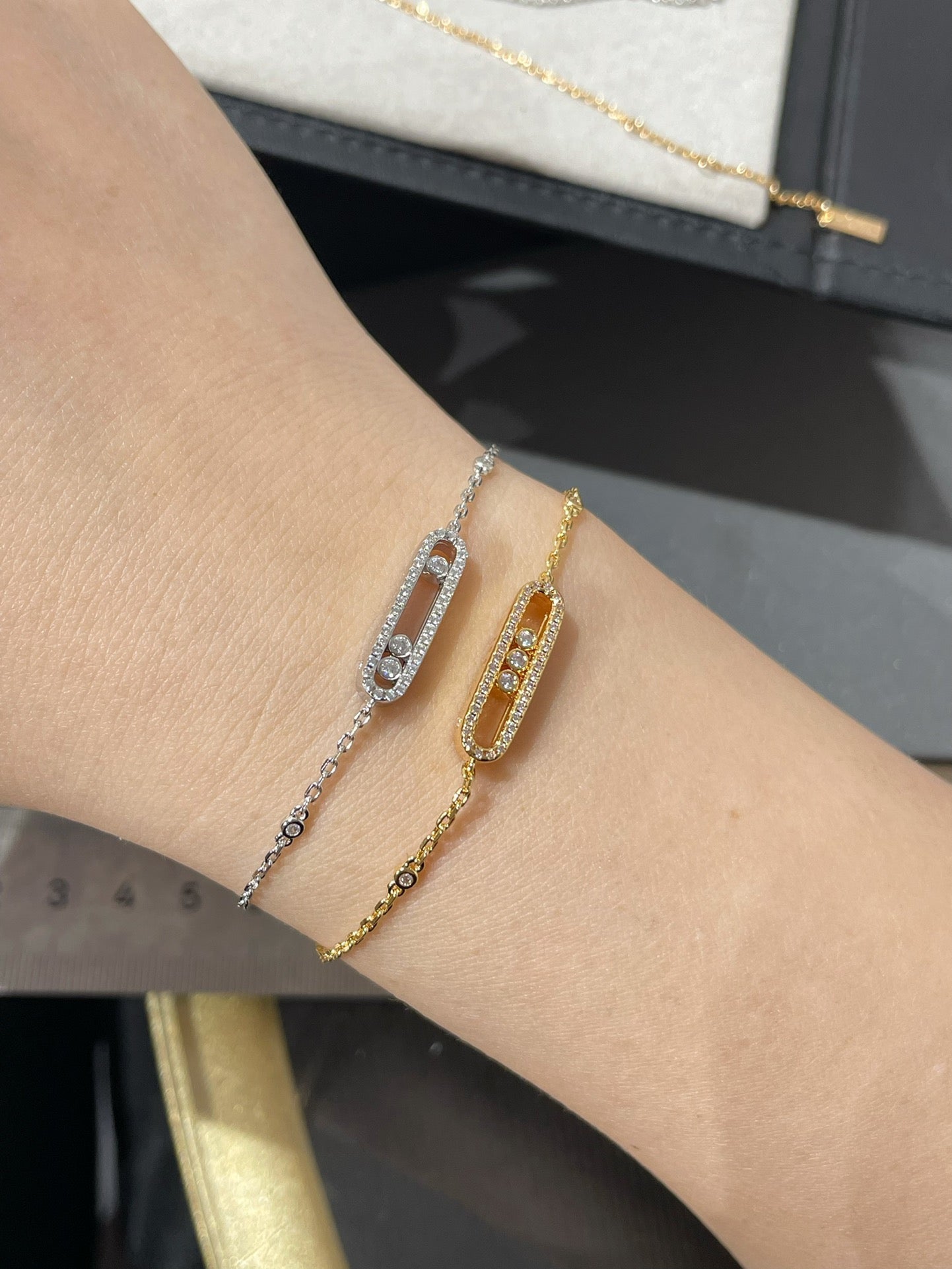 [Aura ] BABY MOVE DIAMOND BRACELET