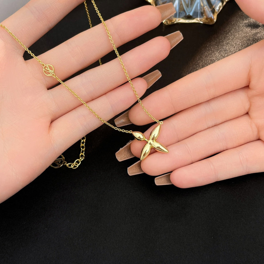 Aura LOUISETTE GOLD-HALSKETTE
