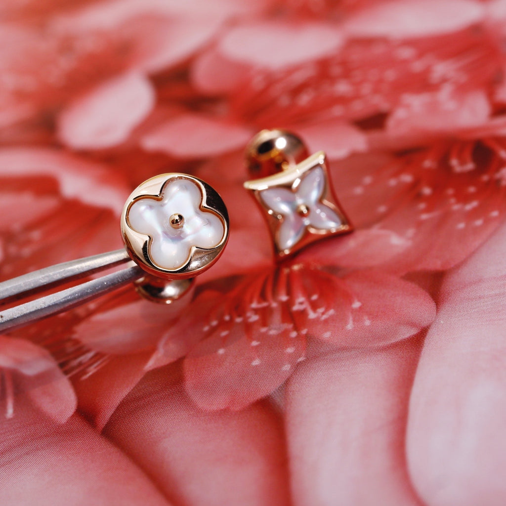 Aura STAR AND SUN PINK GOLD MOP STUD EARRINGS