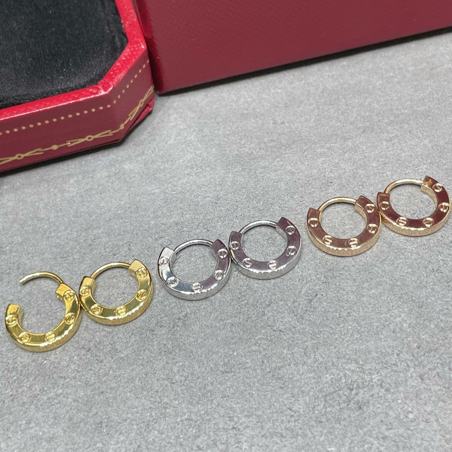 Aura LOVE MINI EARRINGS