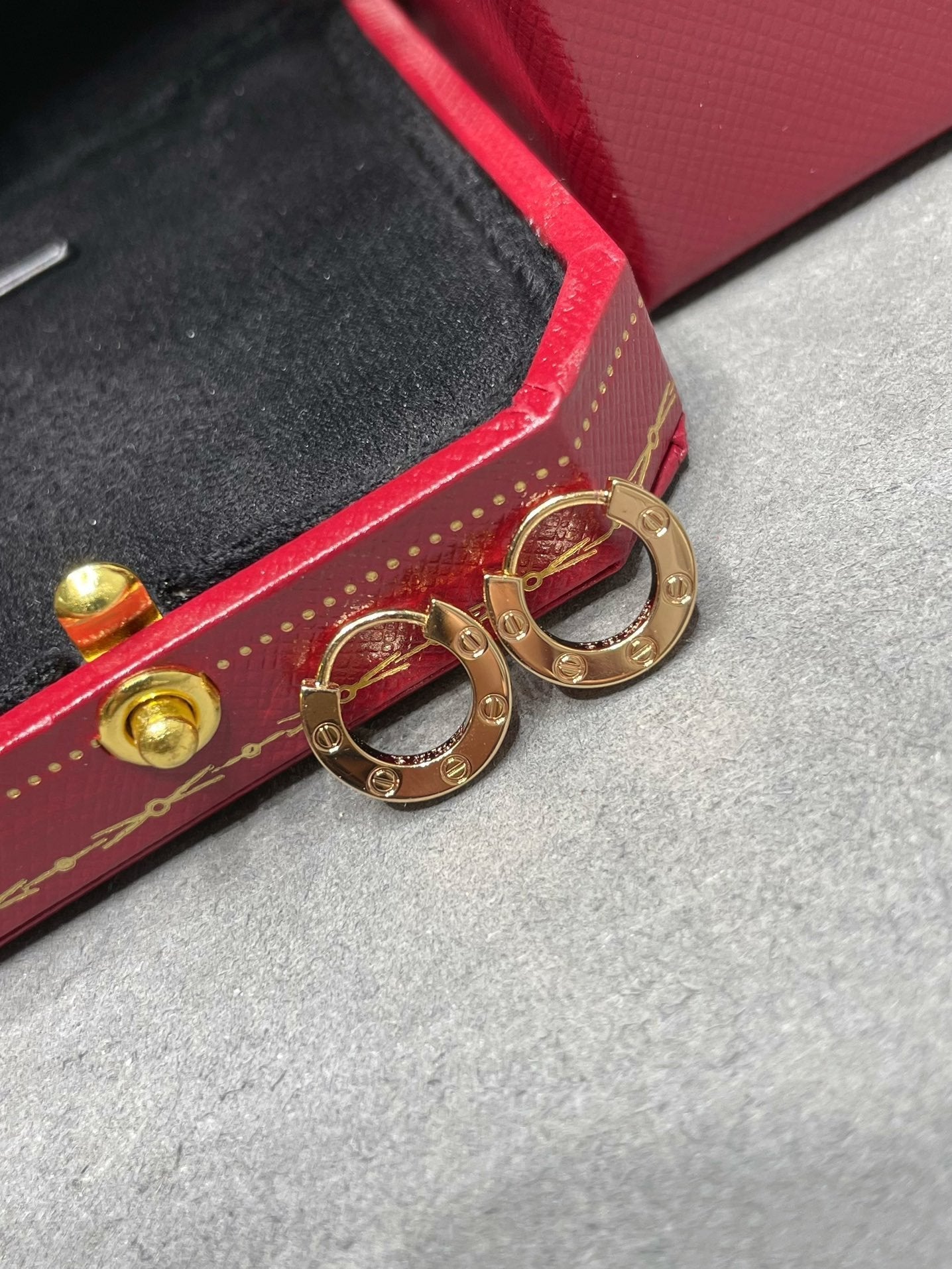Aura LOVE MINI EARRINGS