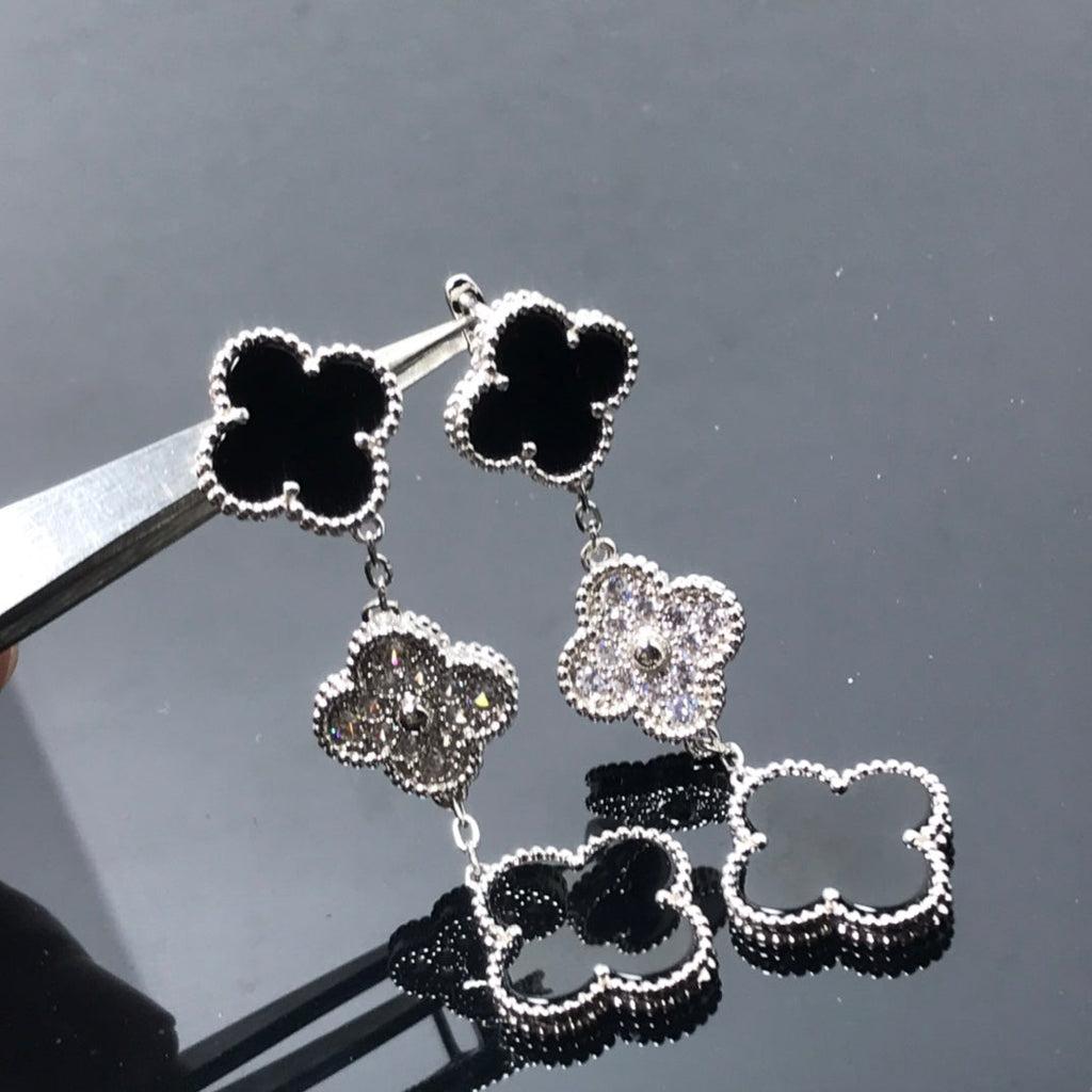 Aura CLOVER 3 MOTIF DIAMOND ONYX SILBER OHRRINGE