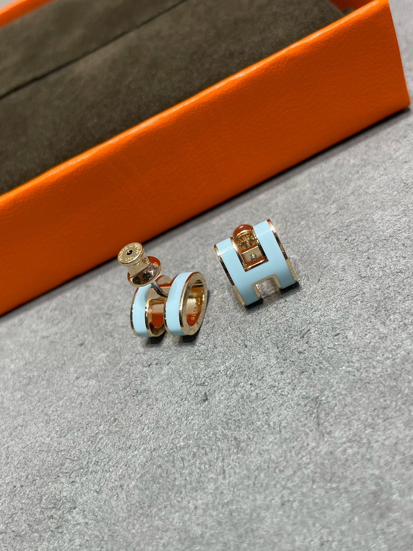 Aura POP H SKY BLUE STUD EARRINGS