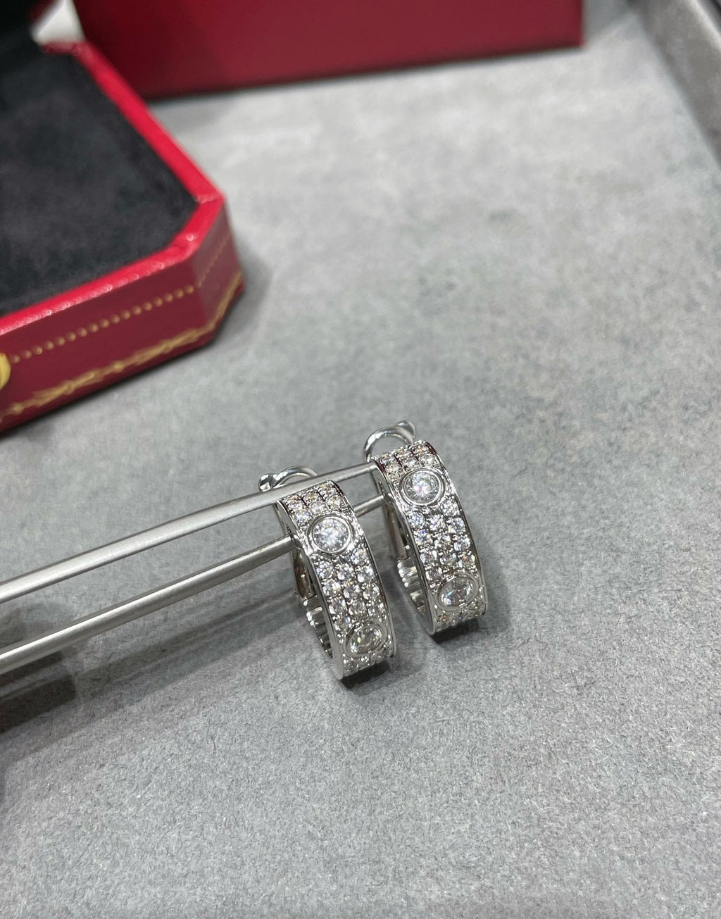 Aura LOVE 5.5MM DIAMOND PAVED EARRINGS