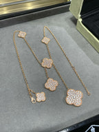 Aura CLOVER 6 MOTIF DIAMOND PAVED NECKLACE