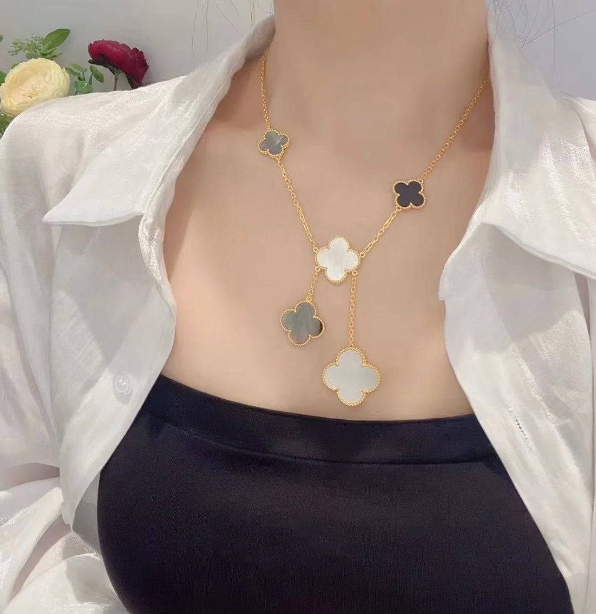 Aura CLOVER 6 MOTIV MOP ONYX GOLD HALSKETTE