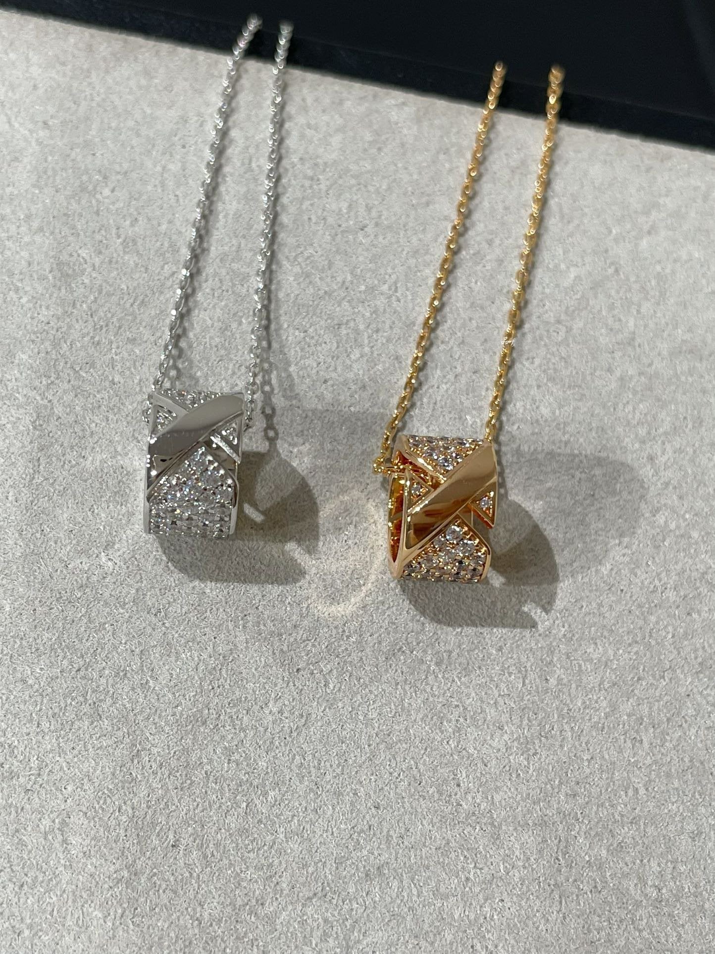 Aura LIENS EVIDENCE DIAMOND PAVED NECKLACE