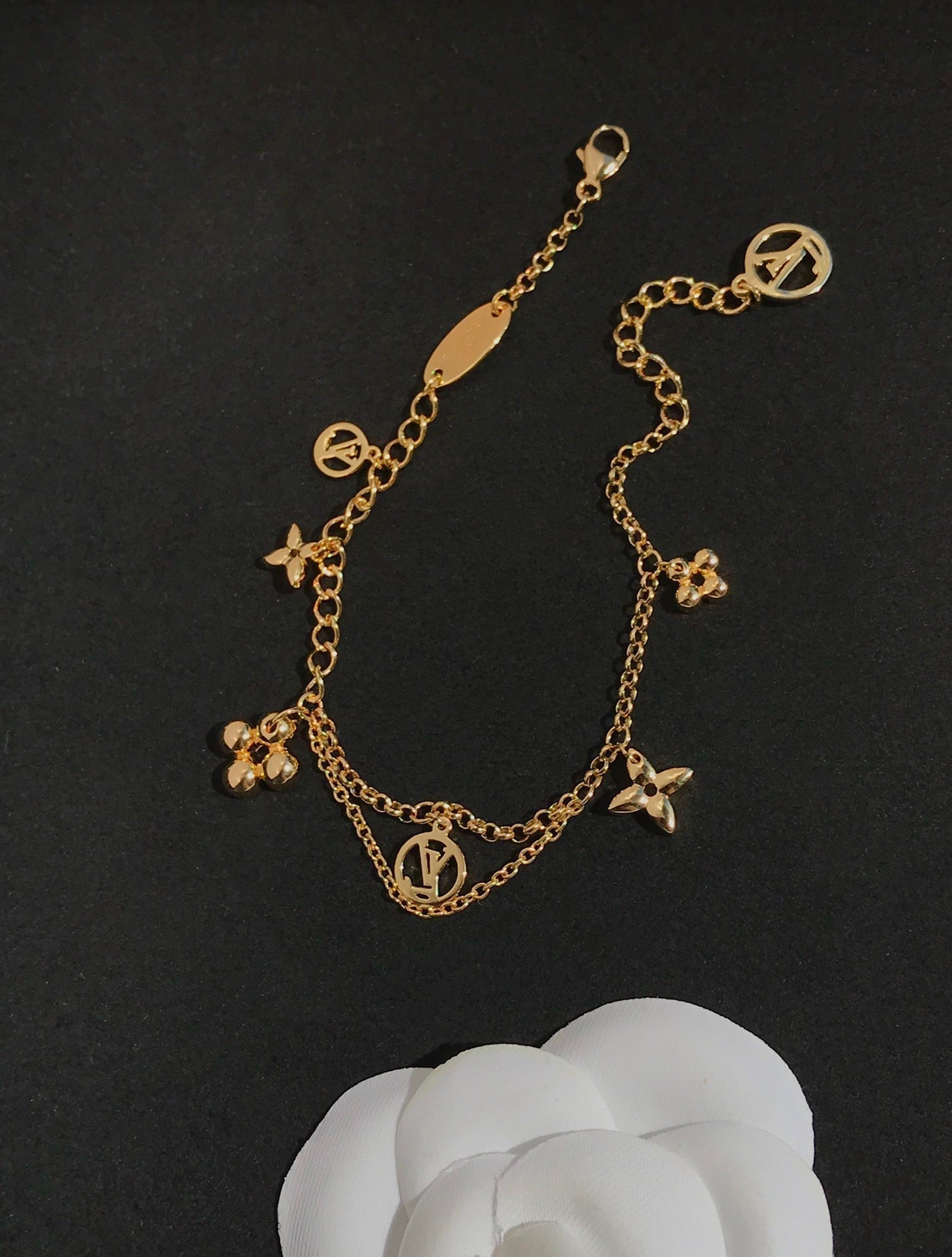 Aura BLOOMING PINK GOLD MOP BRACELET