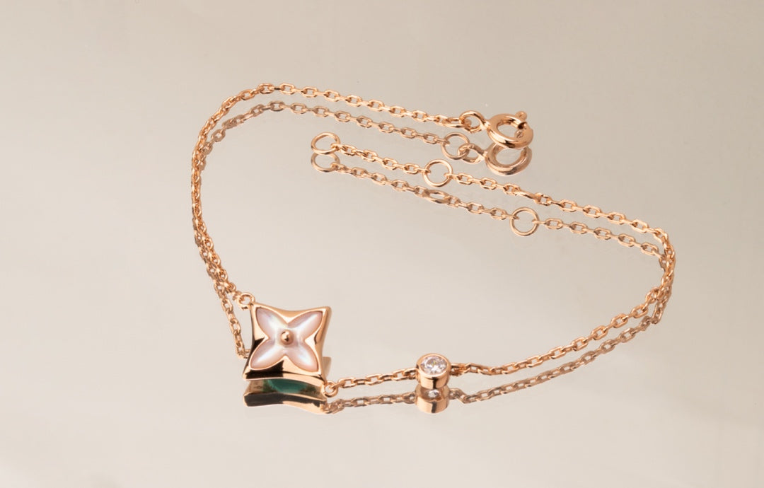 Aura STAR PINK MOP 1 DIAMOND PINK GOLD NECKLACE