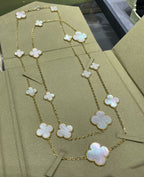 Aura CLOVER 16 MOTIF WHITE MOP GOLD NECKLACE