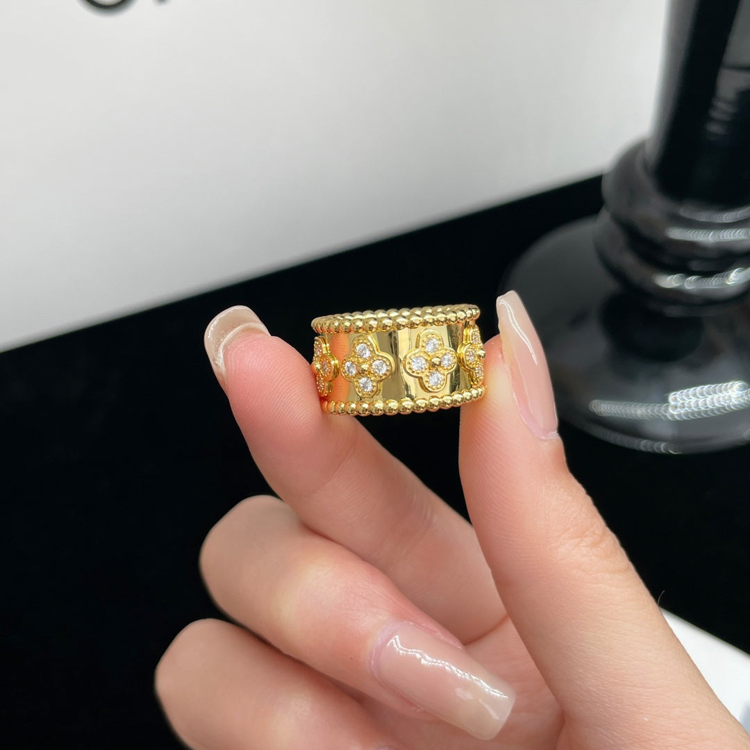 Aura PERLEE DIAMANT GROSSER RING