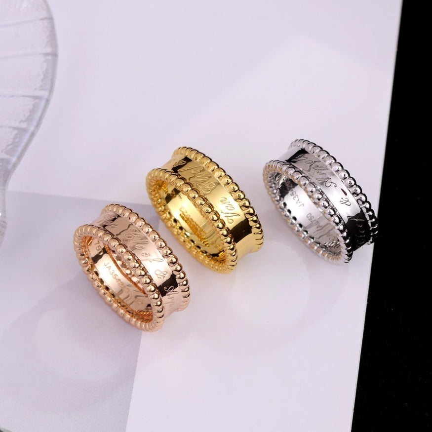 Aura PERLEE SIGNATURE RING