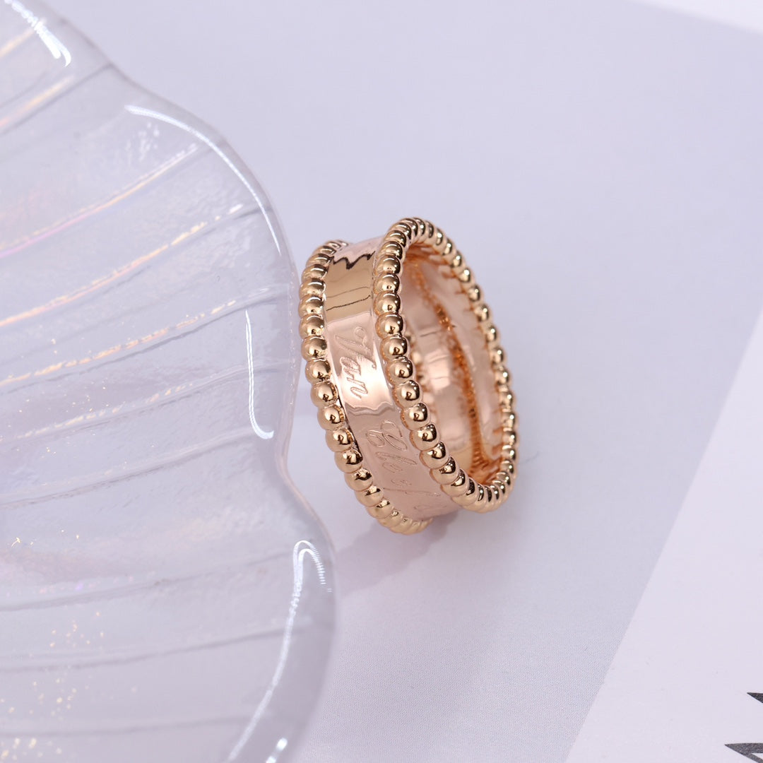 Aura PERLEE SIGNATURE RING