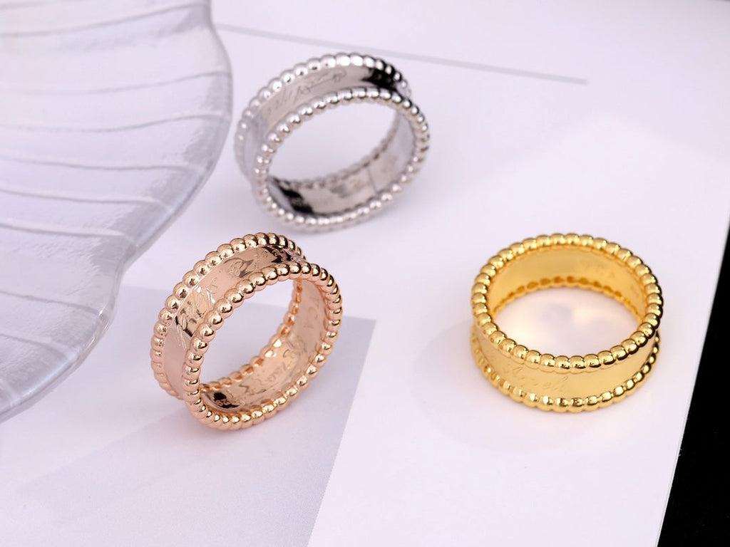 Aura PERLEE SIGNATURE RING
