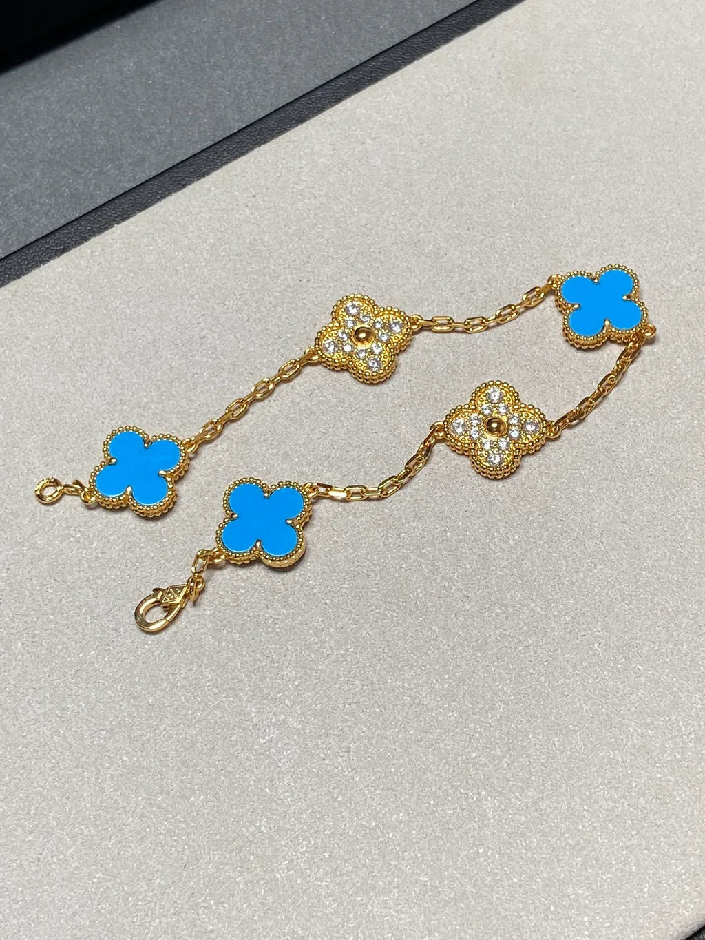 [Aura ]New CLOVER 5 MOTIF BLUE AGATE BRACELET COLLECTION