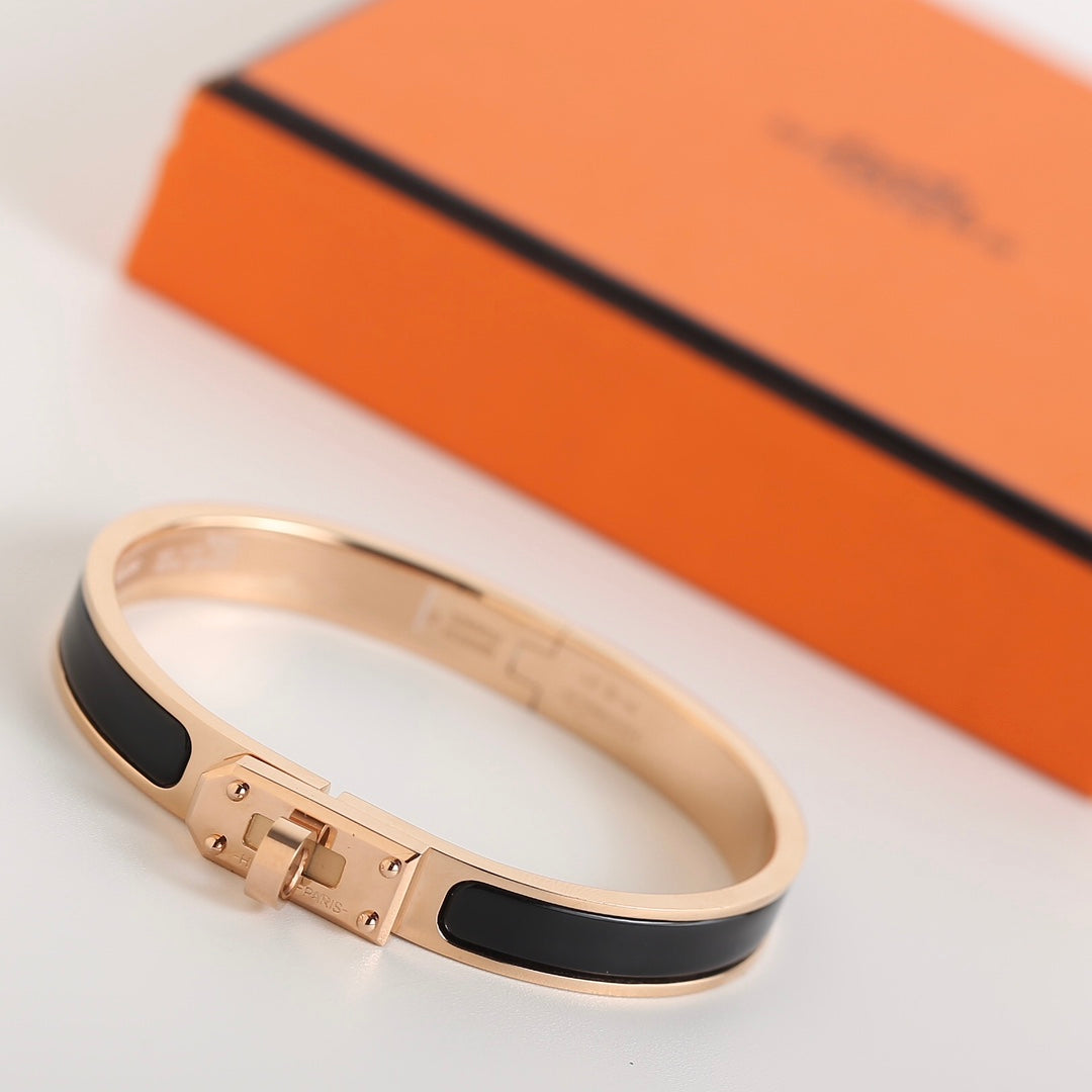 Aura HM KELLY BLACK ARMBAND