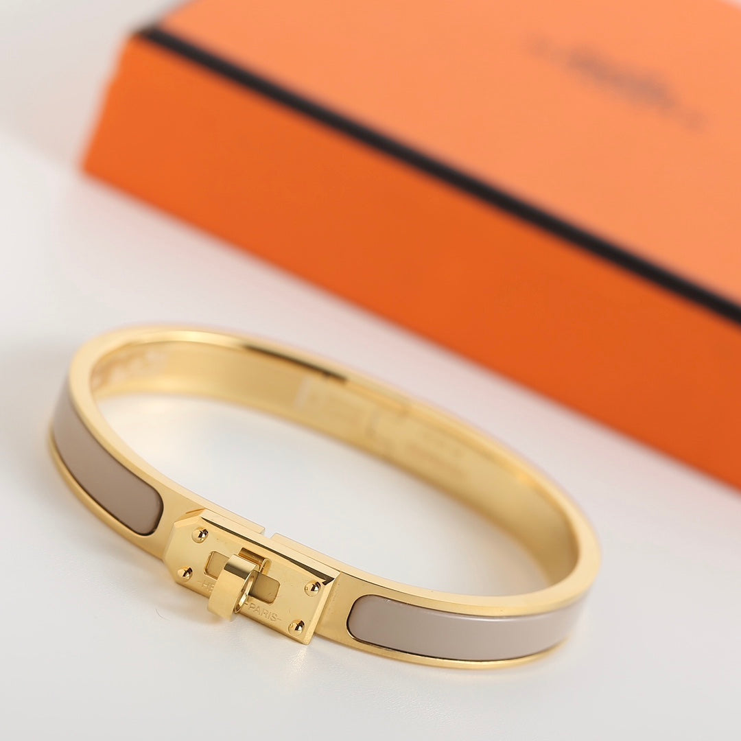 Aura HM KELLY GRAUES ARMBAND