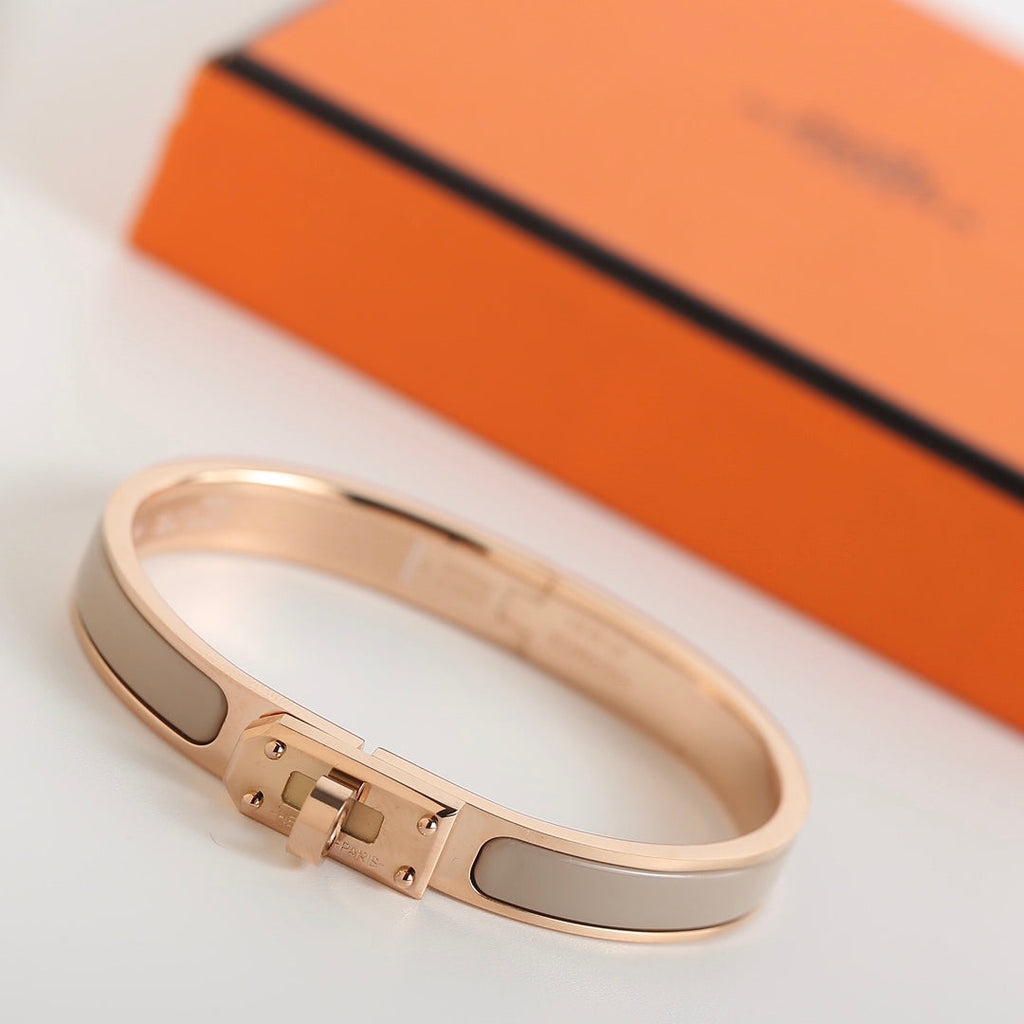Aura HM KELLY GREY BRACELET