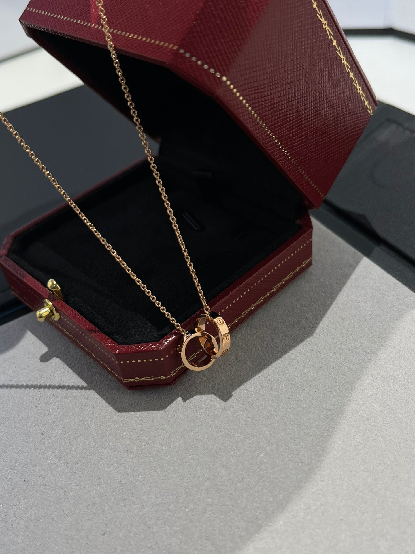 Aura LOVE NECKLACE DOUBLE RING PINK GOLD