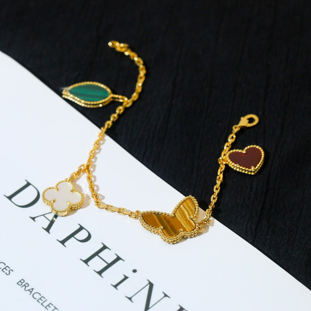 Aura LUCKY SPRING 5 MOTIF GOLD BRACELET