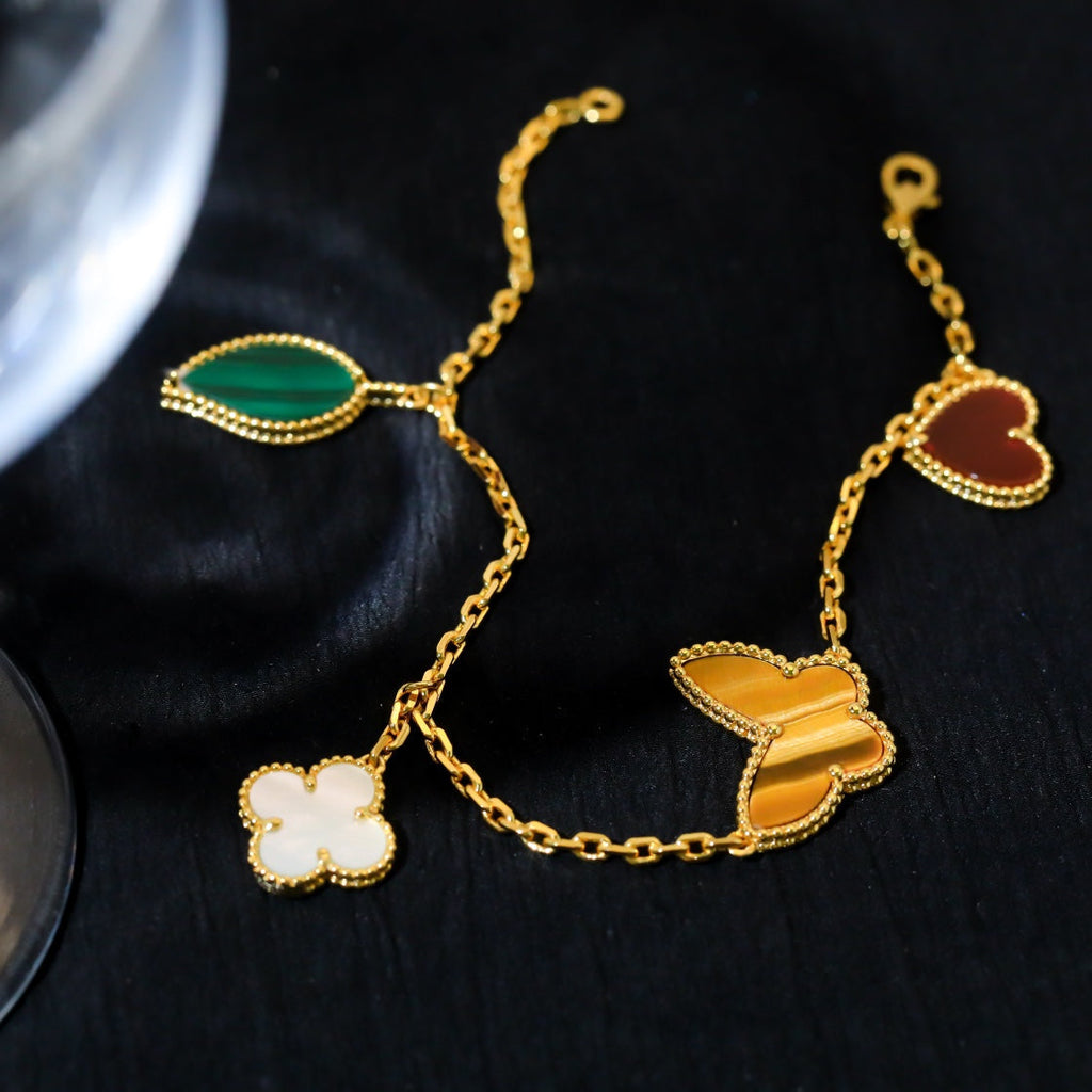 Aura LUCKY SPRING 5 MOTIF GOLD BRACELET