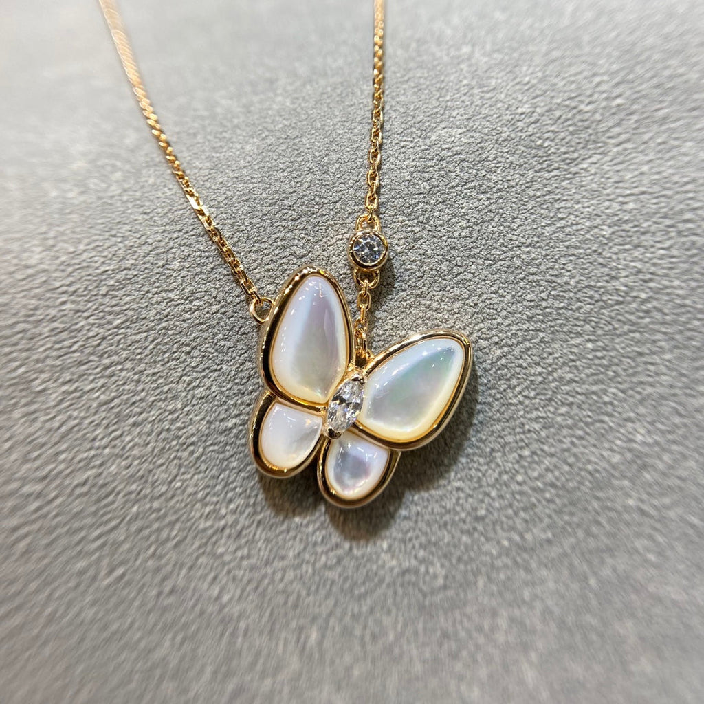 Aura BUTTERFLY MOP DIAMOND NECKLACE