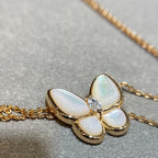 Aura BUTTERFLY MOP DIAMOND NECKLACE