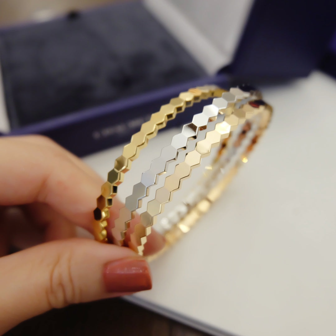 Aura BEE LOVE ARMBAND