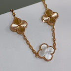 [Aura ]Neue CLOVER WHITE PEARL MOP 5 MOTIV ARMBAND-KOLLEKTION