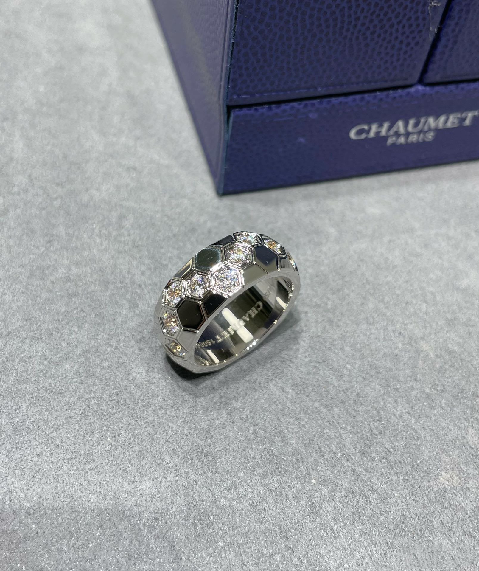 Aura BEE LOVE DIAMOND GROSSER RING