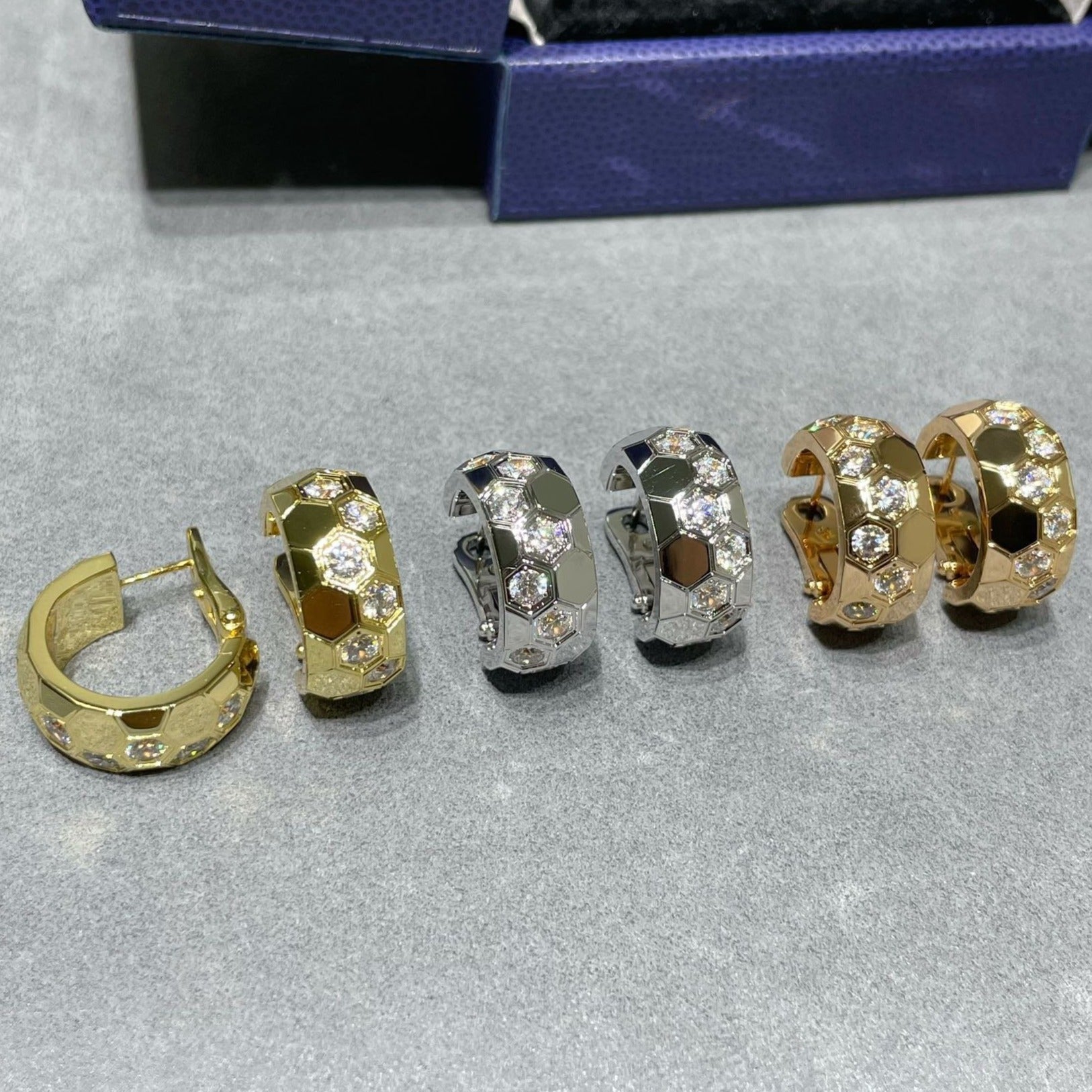Aura BEE LOVE DIAMOND HOOP OHRRINGE