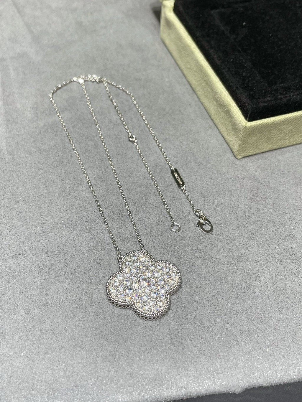 Aura CLOVER 25MM LARGE PENDANT DIAMOND PAVED SILVER NECKLACE