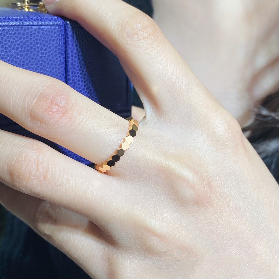 Aura BEE LOVE SMALL RING