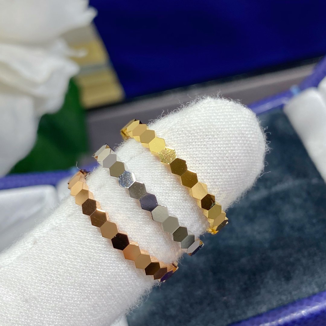 Aura BEE LOVE SMALL RING
