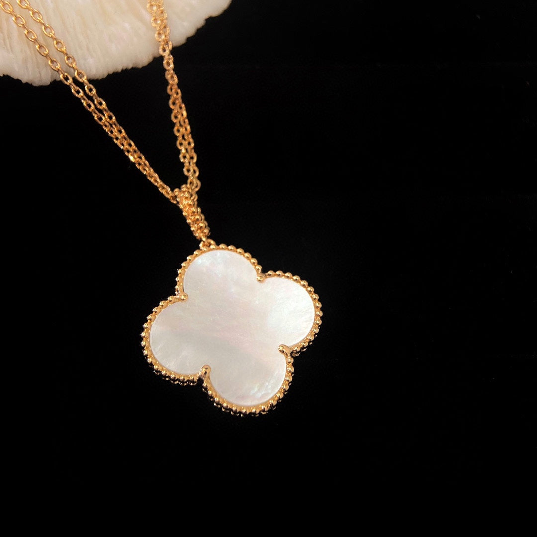 Aura CLOVER 25MM MOP GROSSER ANHÄNGER HALSKETTE