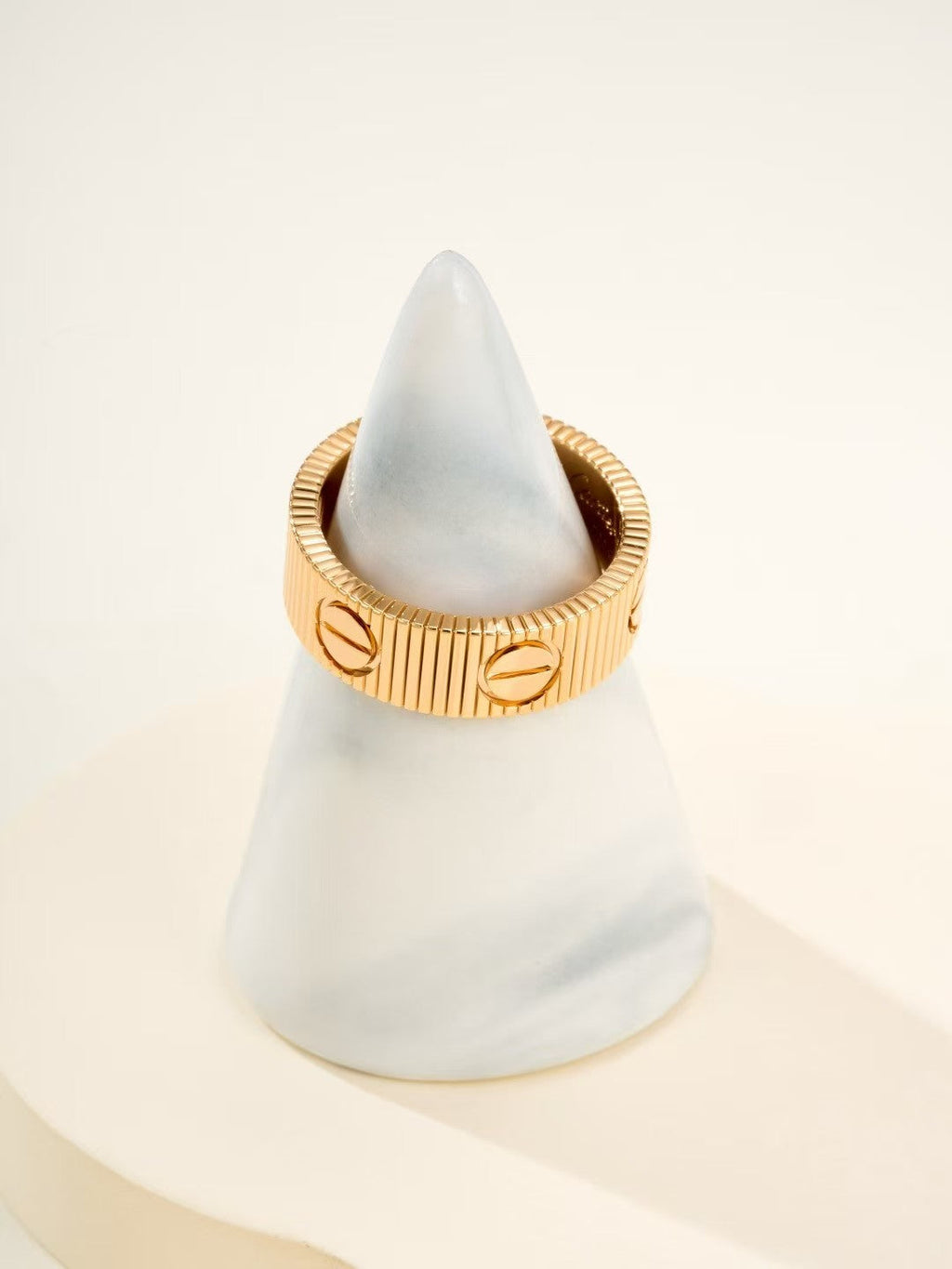 Aura NEW MODEL LOVE 6.5 MM RING