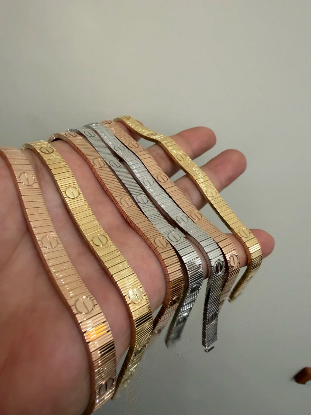 Aura NEW MODEL LOVE BRACELET 7 MM