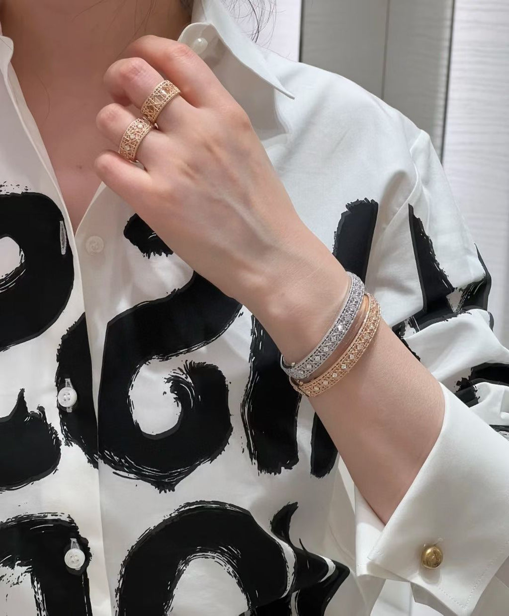 [Aura ] 2026 GEFLOCHTENES ARMBAND-SET MIT VOLLER DIAMANTEINLAGE DREIFARBIG