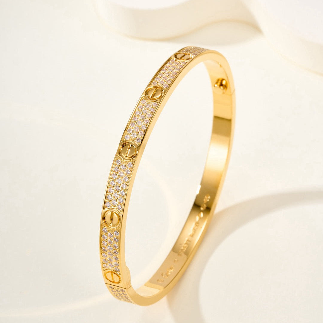 Aura LOVE BRACELET 4.8MM DIAMOND-PAVED