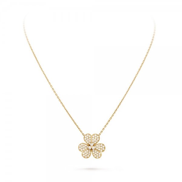 Aura FLOWER DIAMOND NECKLACE