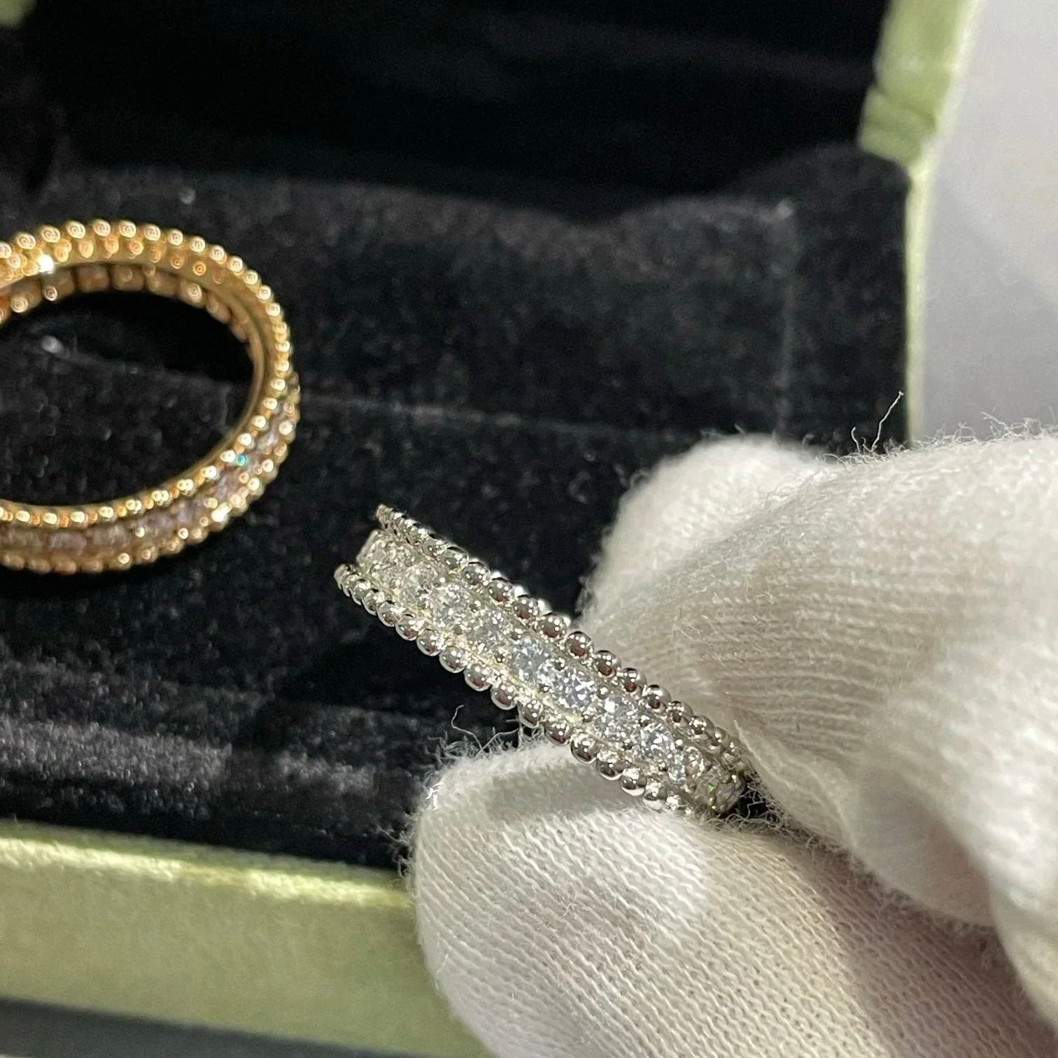 Aura PERLEE DIAMOND SILVER RING