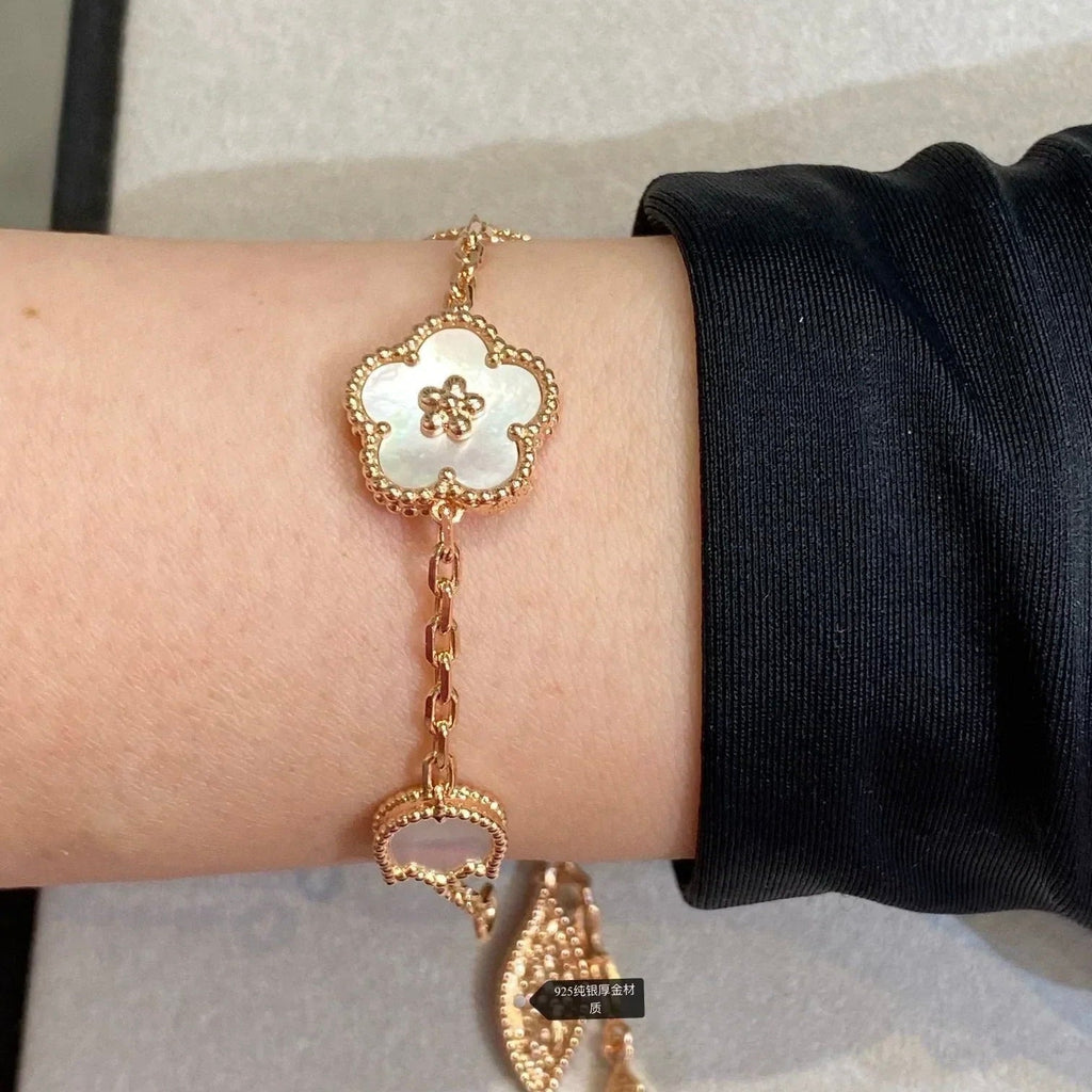 Aura LUCKY SPRING 5 MOTIF BRACELET