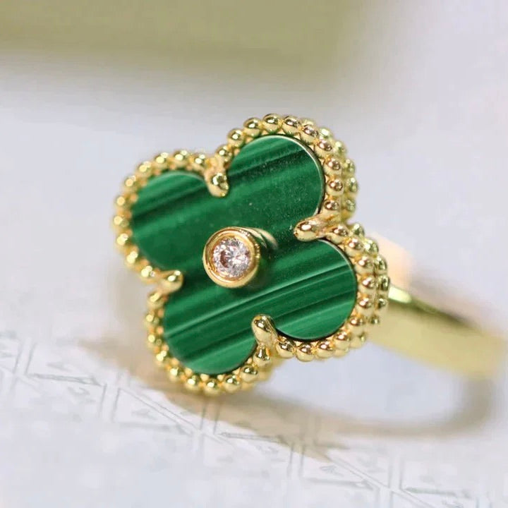 Aura CLOVER MALACHITE RING GOLD DIAMOND