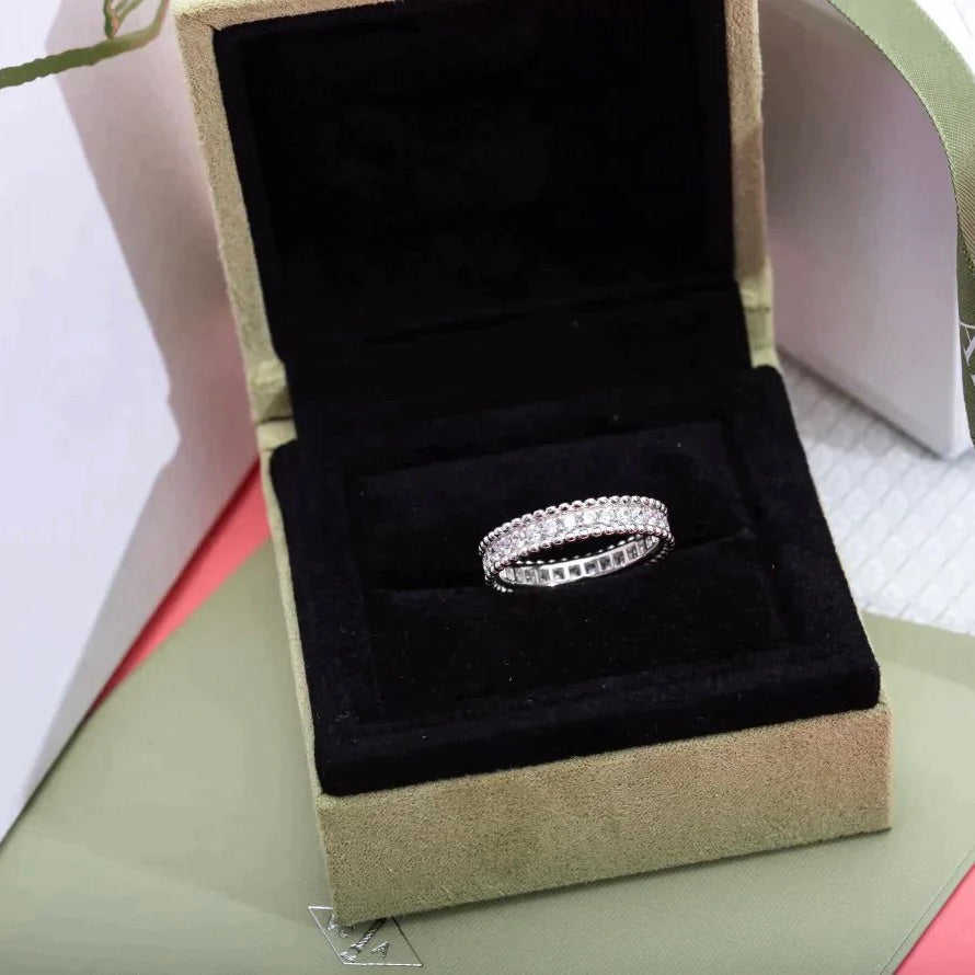 Aura PERLEE DIAMOND SILVER RING