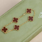 [Aura ]Neue Kollektion CLOVER 5 MOTIF ROTER CORNELIAN-ARMBÄNDER
