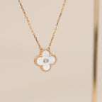 Aura CLOVER 15MM DIAMOND WHITE FRITILLARIA NECKLACE