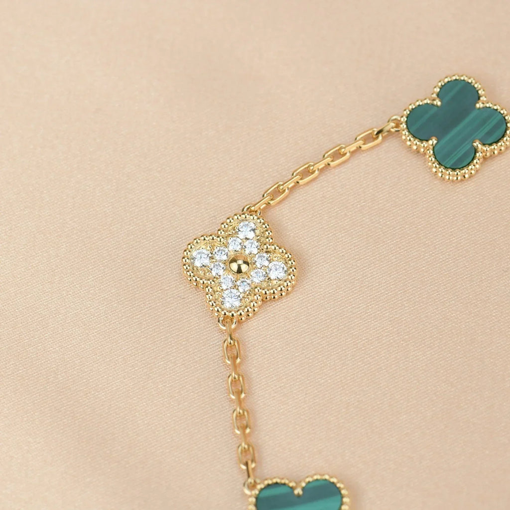 [Aura ]New  CLOVER 5 MOTIF MALACHITE BRACELET COLLECTION