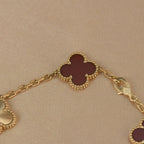 [Aura ]Neue Kollektion CLOVER 5 MOTIF ROTER CORNELIAN-ARMBÄNDER