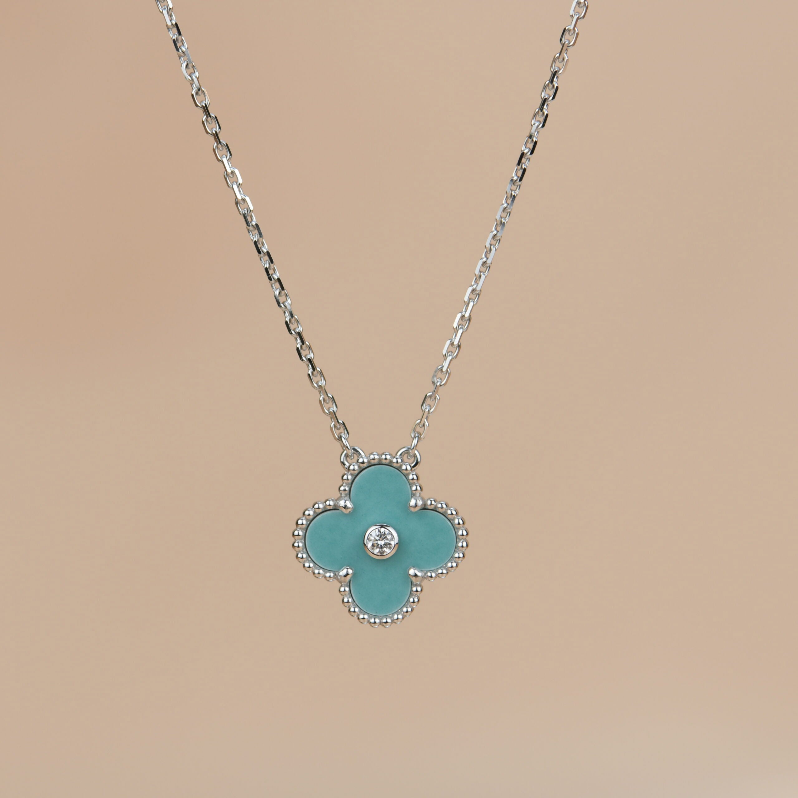 Aura CLOVER 15MM DIAMOND SVRES PORCELAIN  NECKLACE SILVER